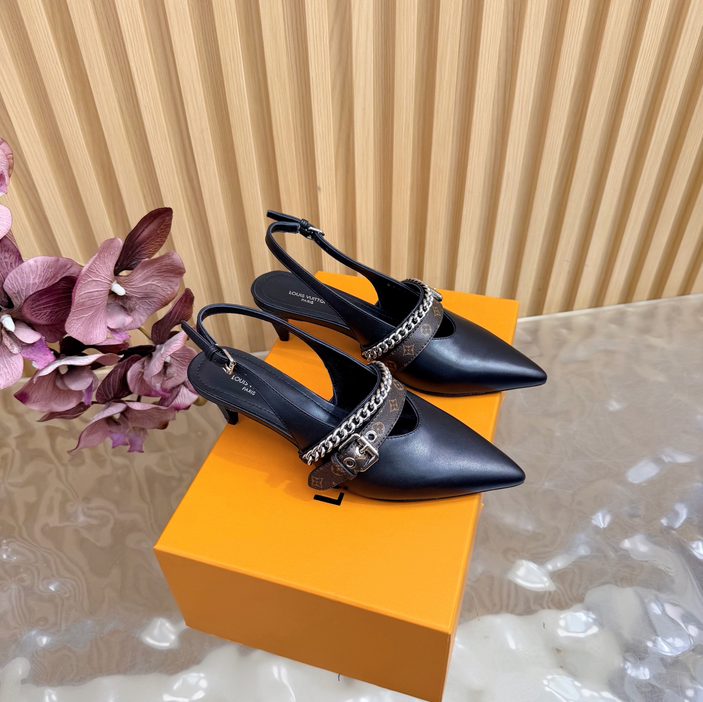 Women's high heels